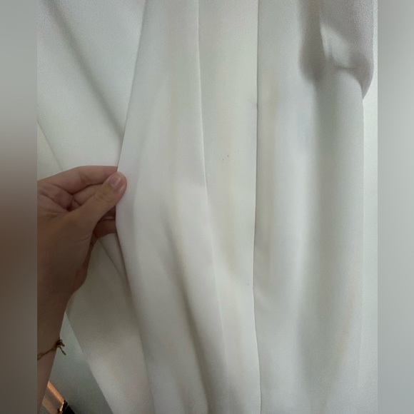 Gorgeous low back white bcbg shift dress - Picture 3 of 5